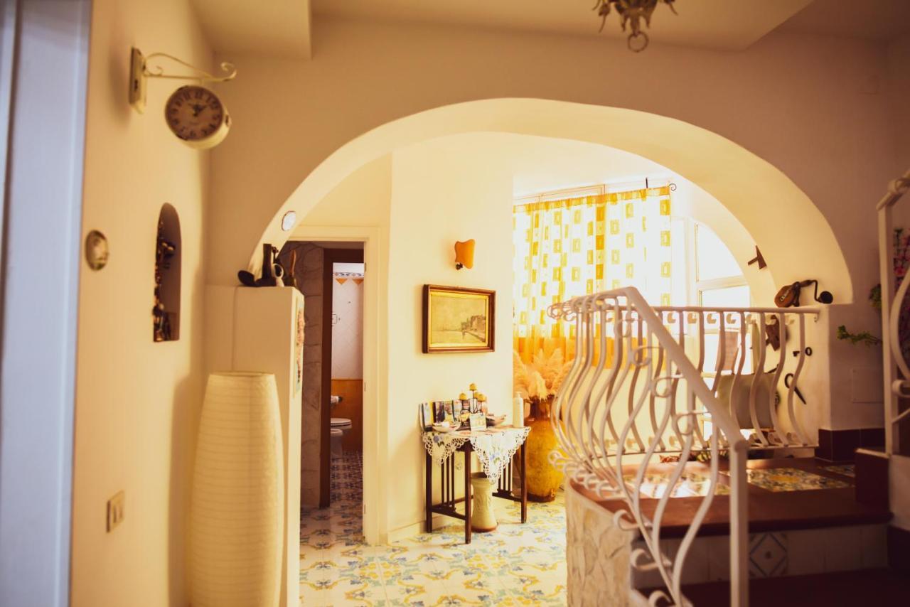 B&B Antico Palmento 利帕里 外观 照片