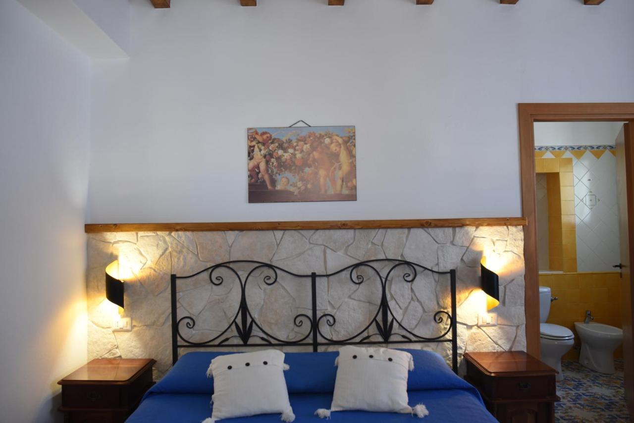 B&B Antico Palmento 利帕里 外观 照片
