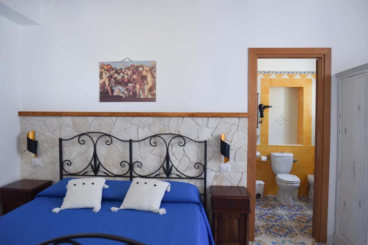 B&B Antico Palmento 利帕里 外观 照片