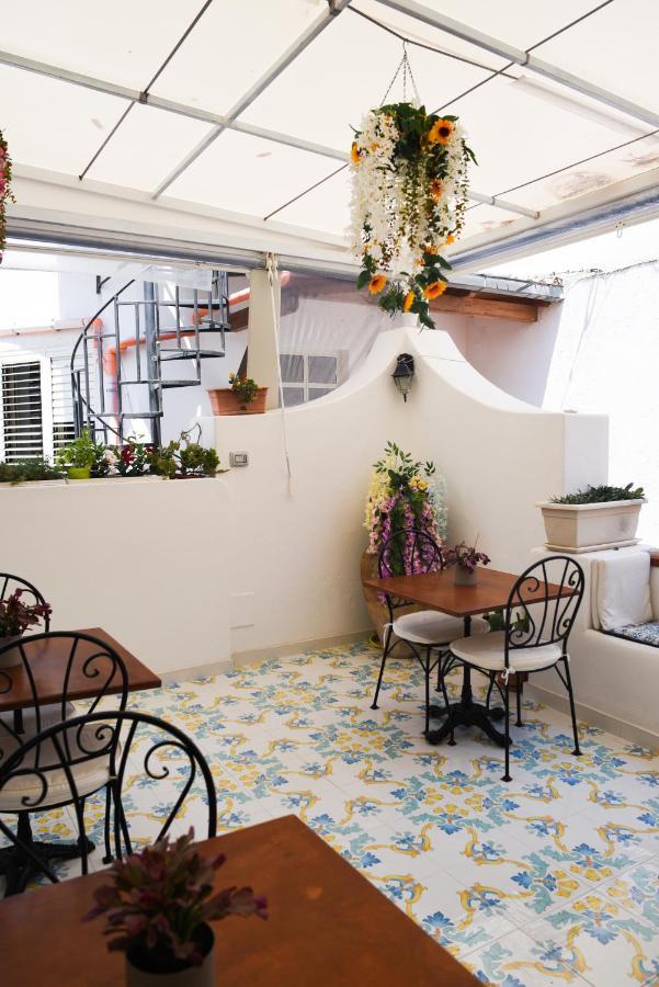 B&B Antico Palmento 利帕里 外观 照片